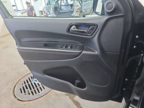 Used 2025 Dodge Durango GT AWD/4WD image 28