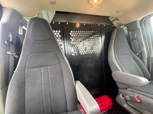 Used 2025 Chevrolet Express 2500 w/ Driver Convenience Package RWD image 27