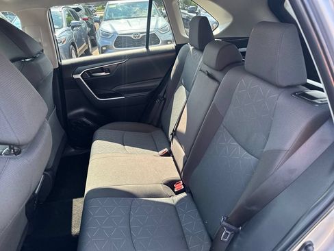 Used 2025 Toyota RAV4 XLE AWD/4WD image 35