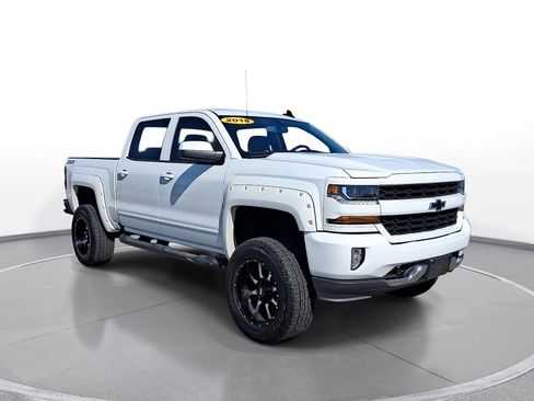 Used 2018 Chevrolet Silverado 1500 LT w/ All Star Edition AWD/4WD image 1