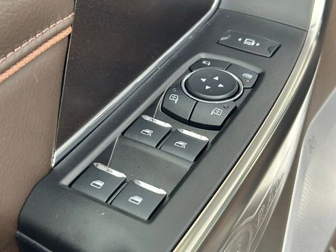 Used 2025 Ford F450 King Ranch w/ Chrome Package image 41