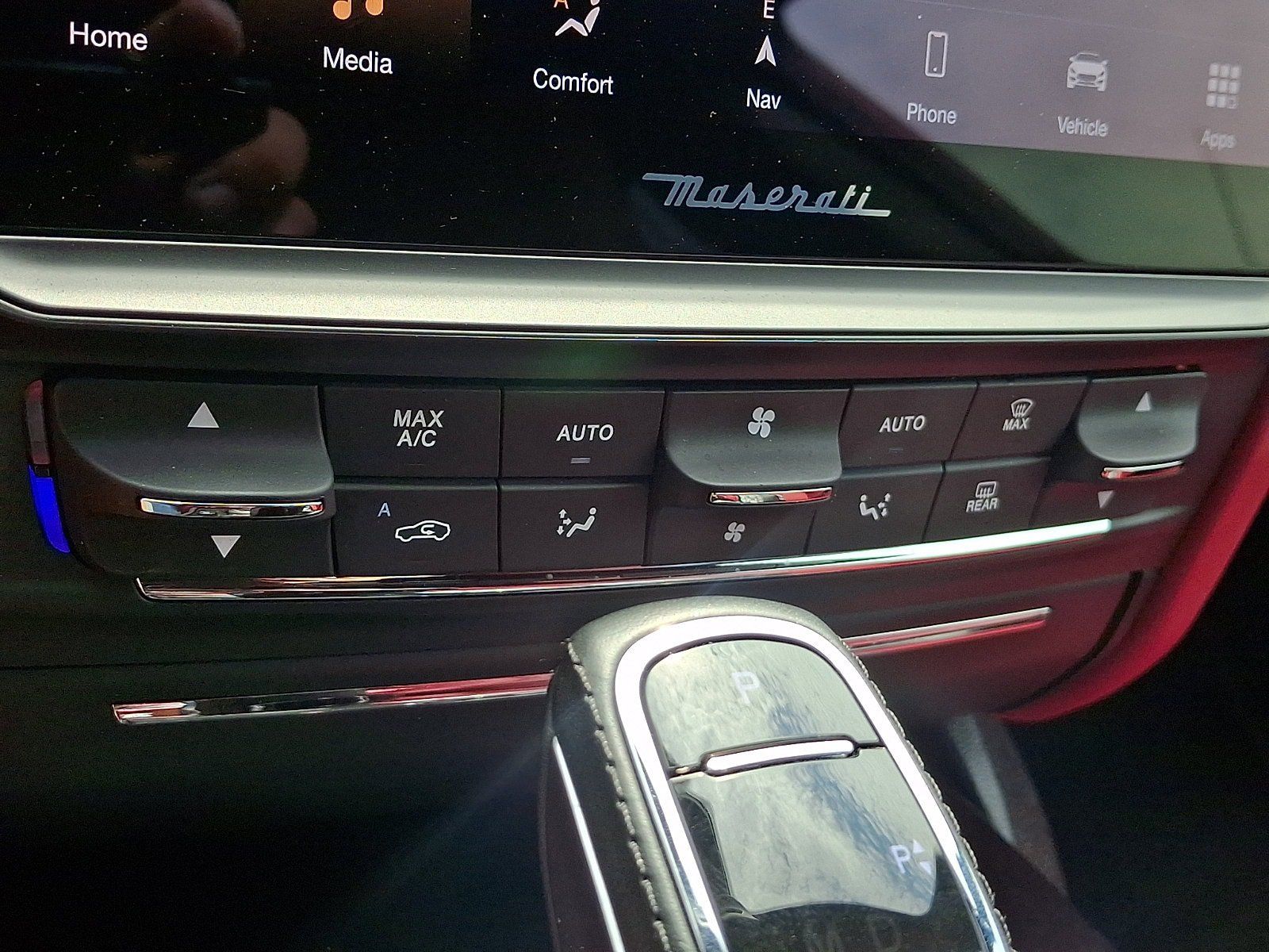 Certified 2023 Maserati Quattroporte Modena Q4 AWD/4WD image 33