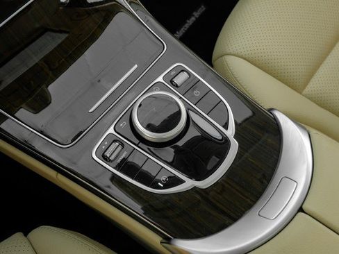 Used 2020 Mercedes-Benz C 300 Sedan image 21