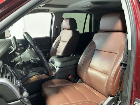 Used 2019 Chevrolet Tahoe Premier w/ Premier Plus Edition image 14