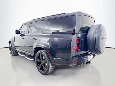 Certified 2023 Land Rover Defender 130 X-Dynamic SE AWD/4WD image 7