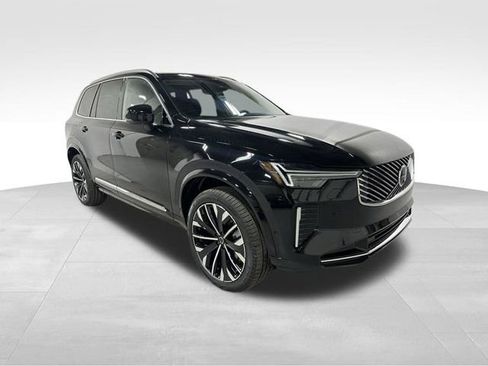 New 2026 Volvo XC90 B6 Ultra w/ Protection Package AWD/4WD image 3