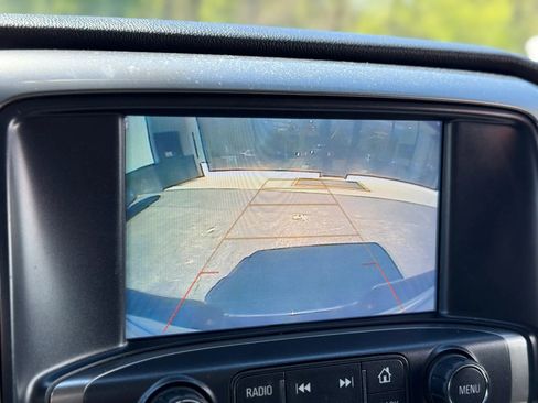 Used 2019 Chevrolet Silverado 1500 LT AWD/4WD image 13
