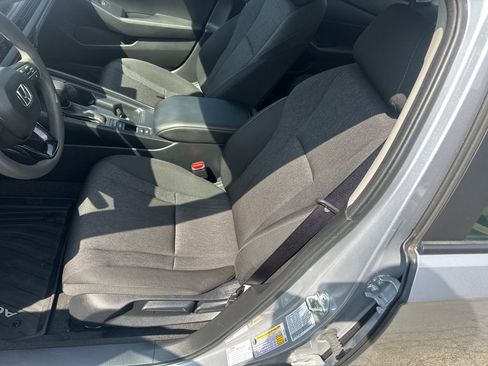 Used 2023 Honda Accord LX image 10