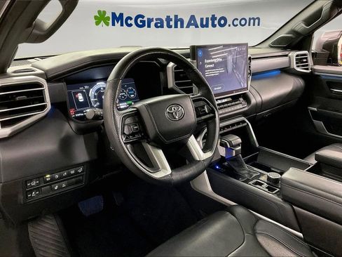 Used 2024 Toyota Sequoia Platinum AWD/4WD image 18