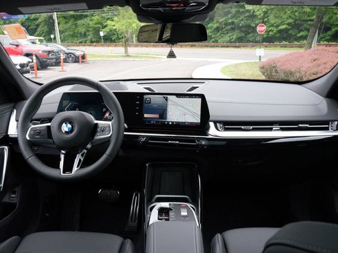 New 2026 BMW X2 xDrive28i w/ Technology Package AWD/4WD image 8