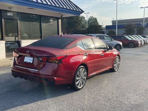 Used 2023 Nissan Altima 2.5 SL AWD/4WD image 6