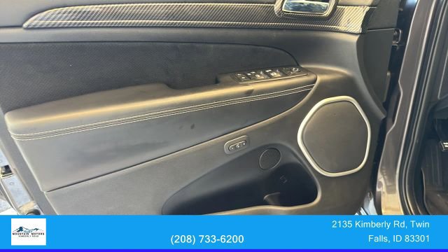 Used 2015 Jeep Grand Cherokee SRT w/ Luxury Group II AWD/4WD image 11