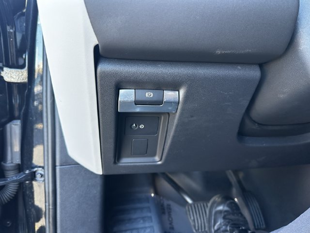Used 2025 Land Rover Defender 110 S AWD/4WD image 29