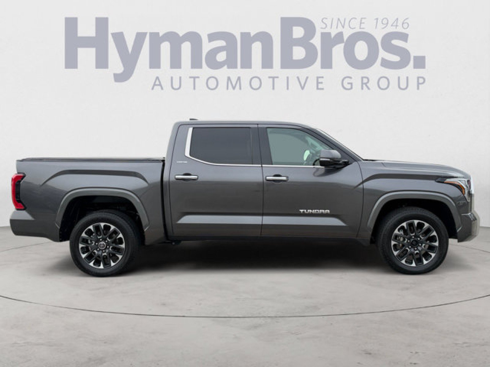 Used 2023 Toyota Tundra Limited AWD/4WD image 2