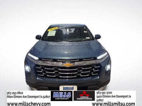 Used 2026 Chevrolet Equinox LT FWD image 2
