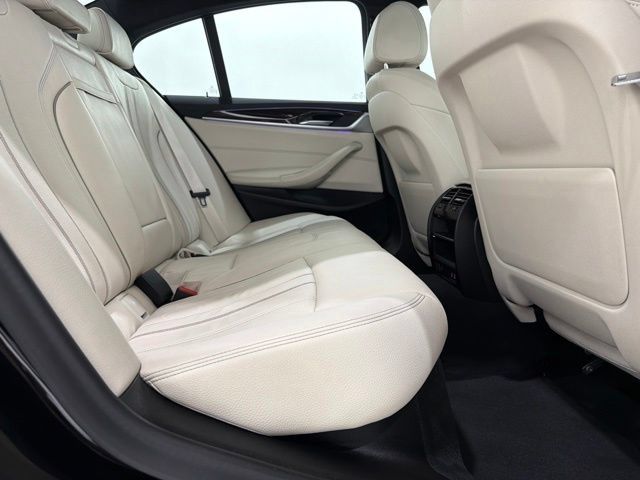 Used 2021 BMW 530i xDrive w/ Convenience Package AWD/4WD image 23