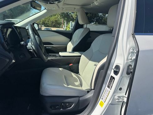 Used 2024 Lexus RX 350 FWD w/ Technology Package image 11