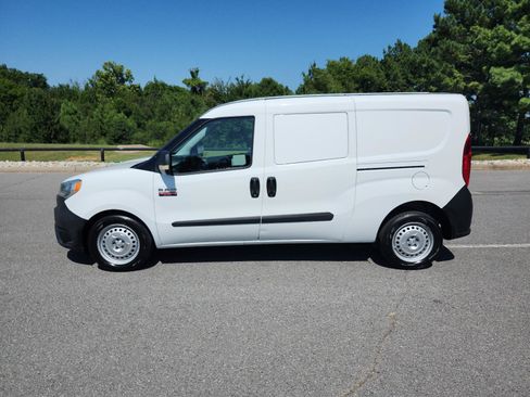 Used 2021 RAM ProMaster City Tradesman FWD image 2