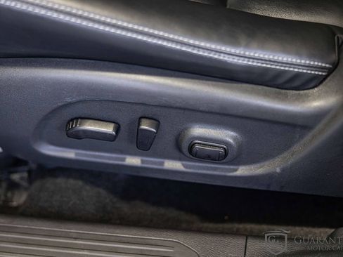 Used 2022 Nissan Murano SV w/ SV Midnight Edition Package image 21