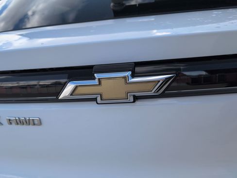 Used 2024 Chevrolet Equinox EV LT w/ LPO, All-Weather Mat Package image 14