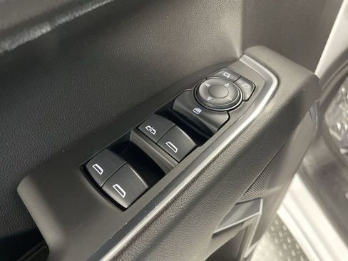 Used 2025 Chevrolet Silverado 1500 LT image 13
