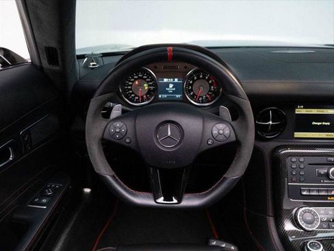 Used 2013 Mercedes-Benz SLS AMG GT Roadster image 21