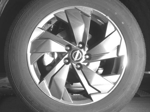 Used 2025 Nissan Rogue SV FWD image 12