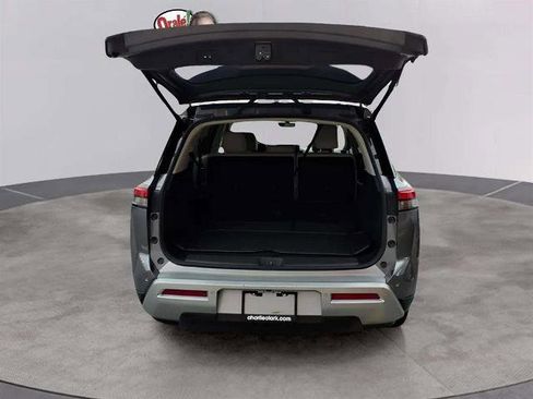 Certified 2023 Nissan Pathfinder SL w/ Lighting Package (N92) image 20