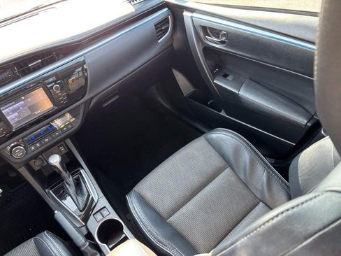 Used 2015 Toyota Corolla S FWD image 14