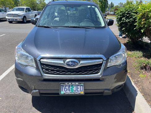 Used 2016 Subaru Forester 2.5i w/ Alloy Wheel Package AWD/4WD image 2