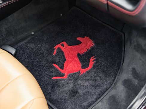 Used 2014 Ferrari 458 Italia Coupe RWD image 64