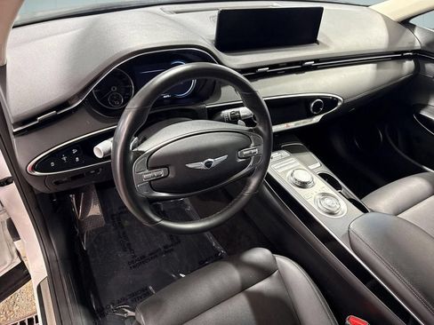 Used 2025 Genesis GV70 2.5T AWD/4WD image 11