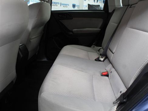 Used 2014 Subaru Forester 2.5i Premium w/ All-Weather Package AWD/4WD image 16