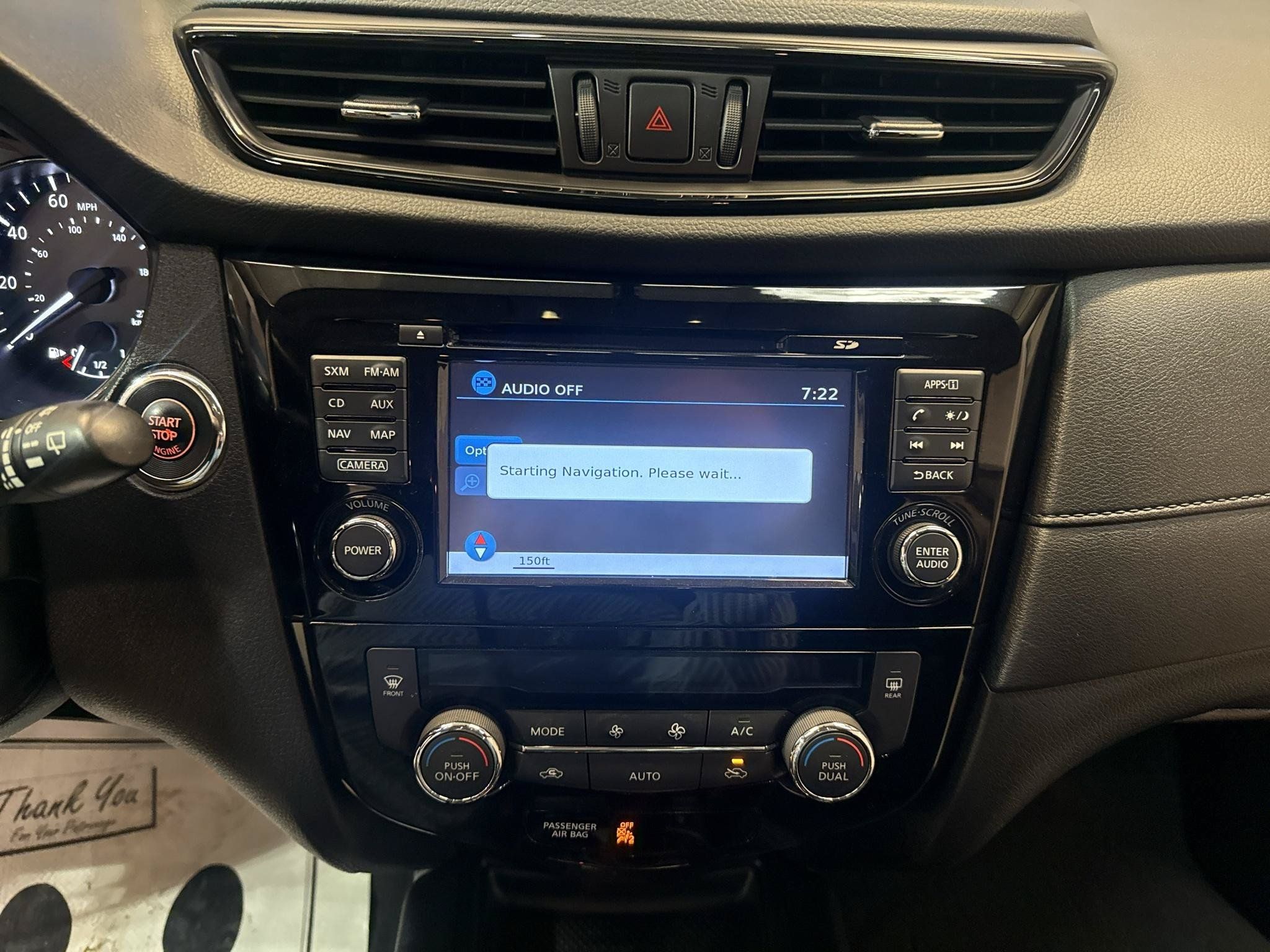 Used 2017 Nissan Rogue SV AWD/4WD image 14