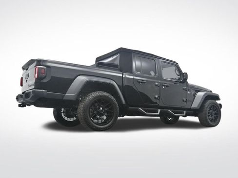Used 2023 Jeep Gladiator Sport AWD/4WD image 33