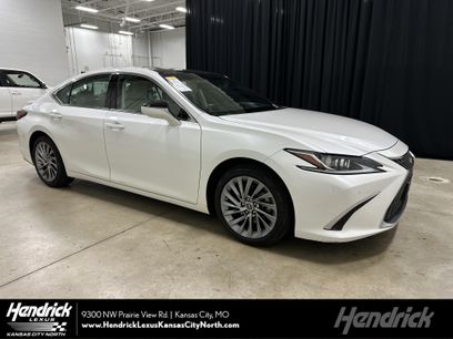Used 2023 Lexus ES 350 w/ Accessory Package (Z2)