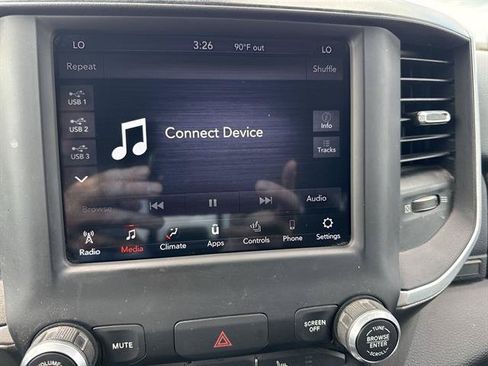 Used 2020 RAM 1500 Big Horn AWD/4WD image 12