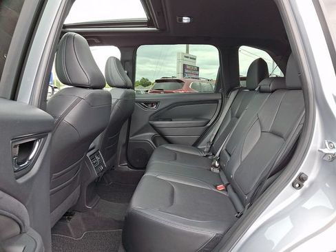 Used 2025 Subaru Forester Limited w/ Popular Package #2 AWD/4WD image 10