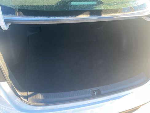 Used 2024 Toyota Corolla LE image 21