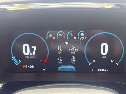 Used 2022 Ford F150 Lariat AWD/4WD image 30