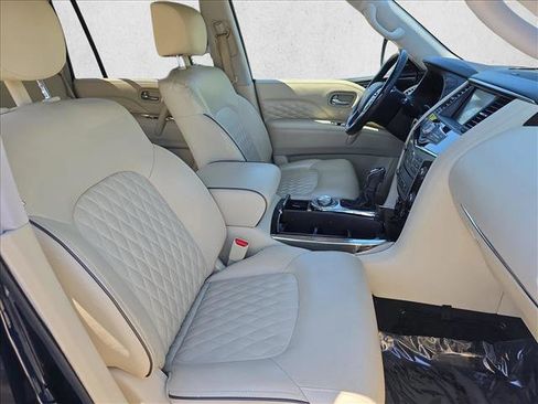 Used 2019 INFINITI QX80 Luxe w/ 22" Wheel Package AWD/4WD image 10
