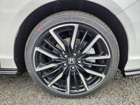 New 2026 Honda Accord Touring image 7