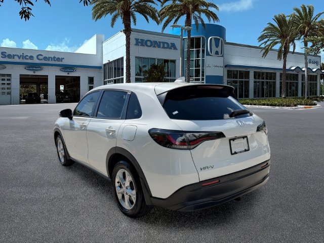 Used 2024 Honda HR-V LX image 6