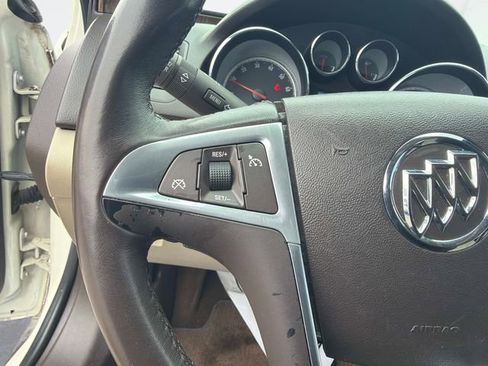 Used 2013 Buick Regal Leather image 24