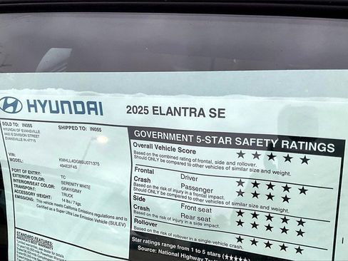 New 2025 Hyundai Elantra SE image 12
