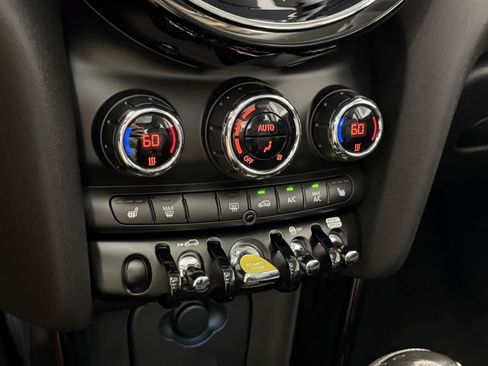 Used 2023 MINI Cooper SE FWD image 21