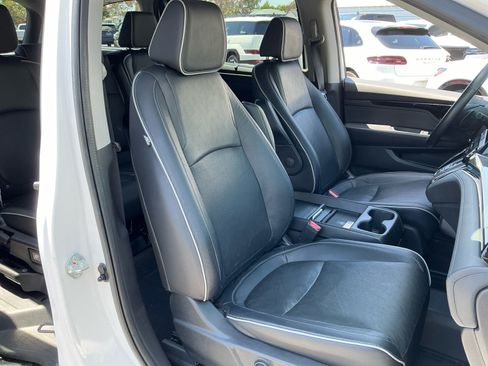 Used 2023 Honda Odyssey Elite image 20