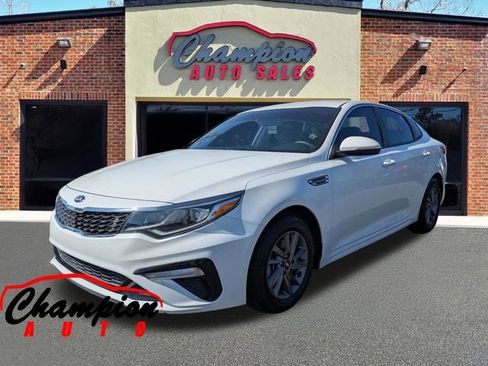 Used 2020 Kia Optima LX image 5