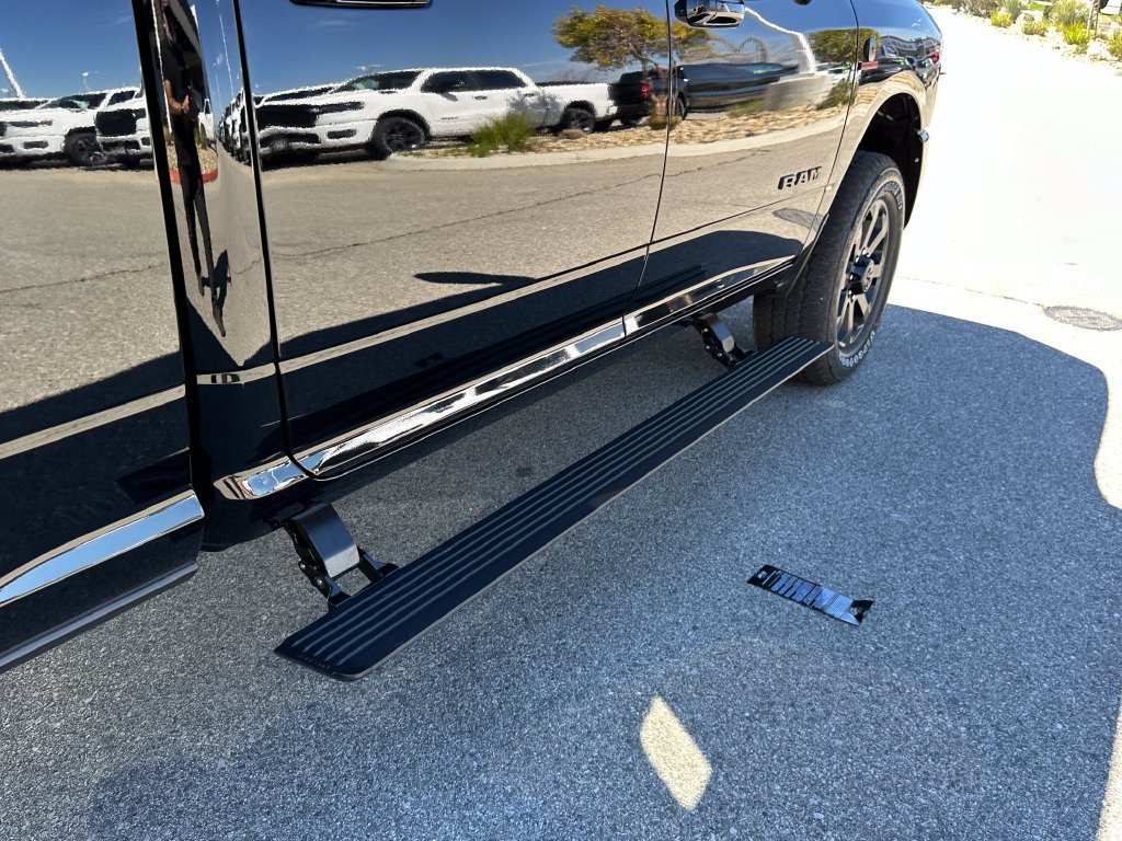 New 2026 RAM 2500 Laramie AWD/4WD image 12