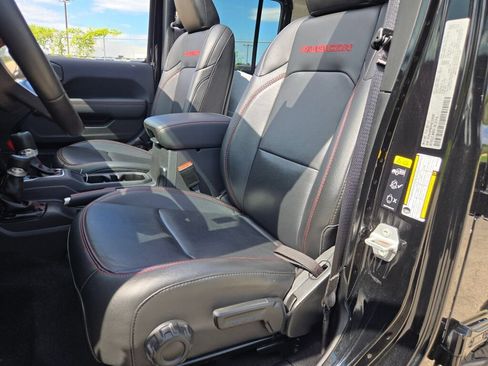 Used 2022 Jeep Wrangler Unlimited Rubicon w/ Steel Bumper Group AWD/4WD image 18